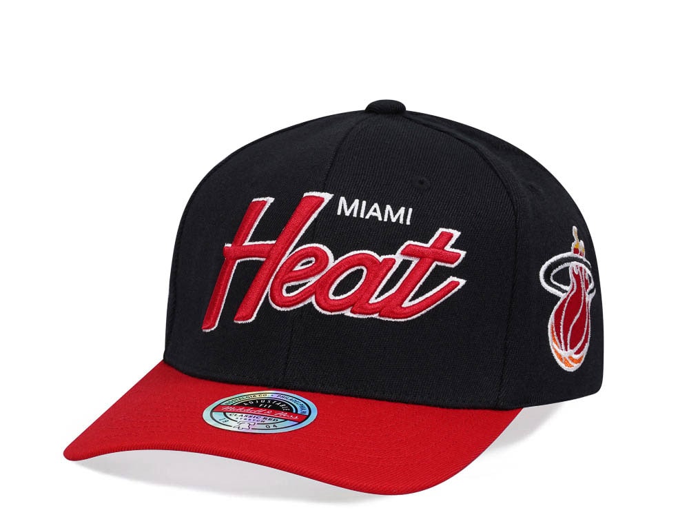 Mitchell & Ness Miami Heat Script 2.0 Black Two Tone Red Line Flex Snapback Casquette