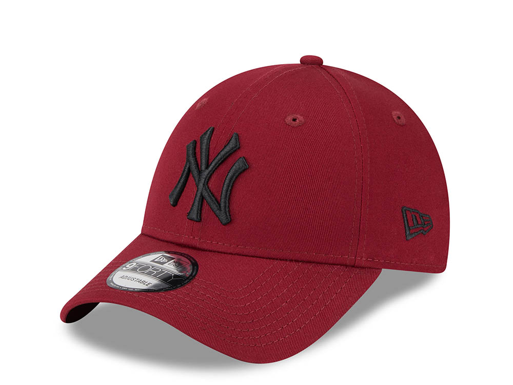 New Era New York Yankees Essential League Red 9Forty Strapback Casquette