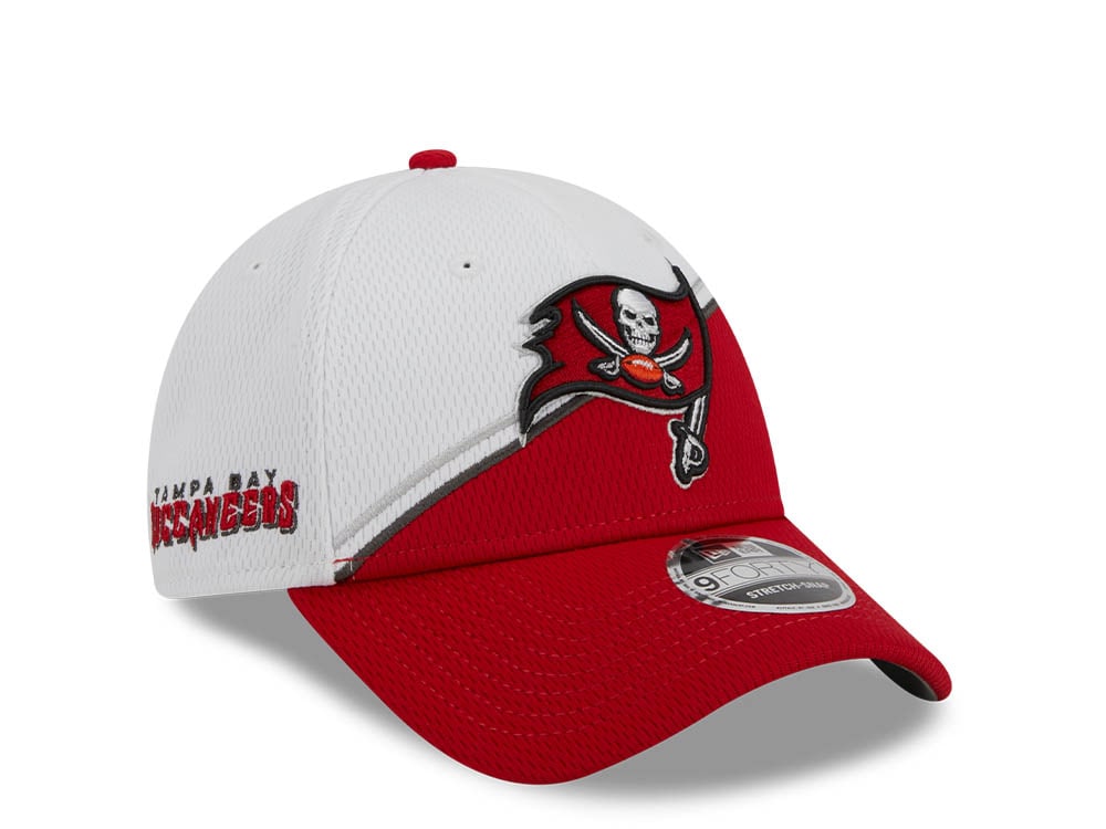 New Era Tampa Bay Buccaneers NFL Sideline 2023 Red White  9Forty Snapback Casquette